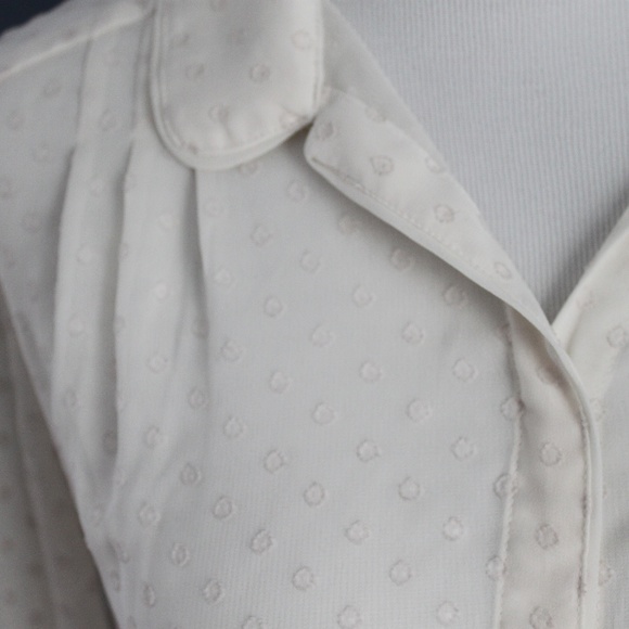 Banana Republic Blouse - Picture 2 of 6